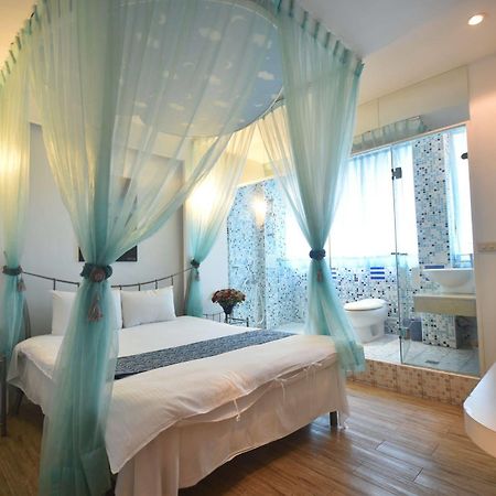 Sun Moon Love Hotel Nantou Eksteriør billede